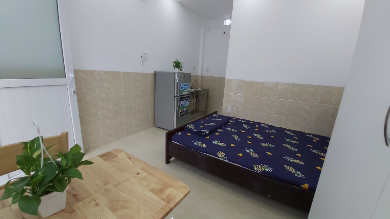 Cho thuê căn hộ 35m2 ( 4- 5 người ở ) ở Ngã Tư Phú Nhuận